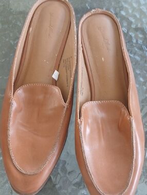Universal Thread Women's Cognac Slip-On Loafers..please Check Out The Flaw Insol
